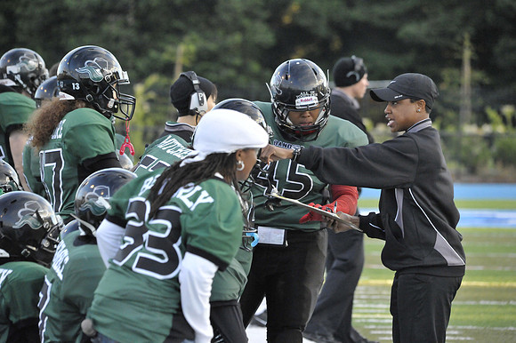 Bandits VS Amazons 6-11-11 089
