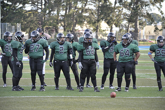 Bandits VS Amazons 6-11-11 032