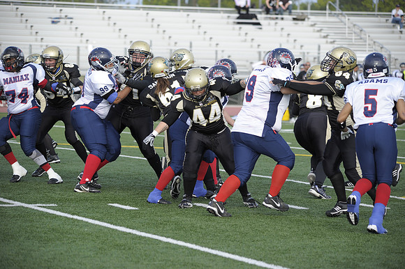Sirens VS Maniax 6-4-11 043