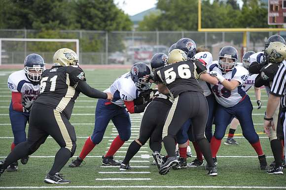 Sirens VS Maniax 6-4-11 077