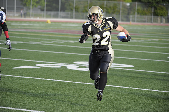 Sirens VS Maniax 6-4-11 040