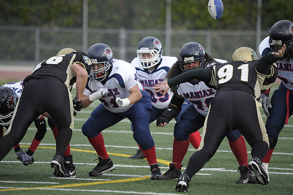 Sirens VS Maniax 6-4-11 057