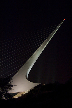 Sun Dial Bridge at Night10407112008