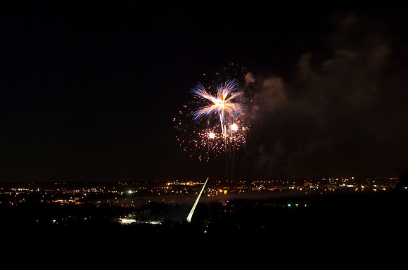 029 Fireworks Above Sundial Bridge 070409 copy