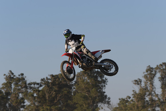 D57_8990
