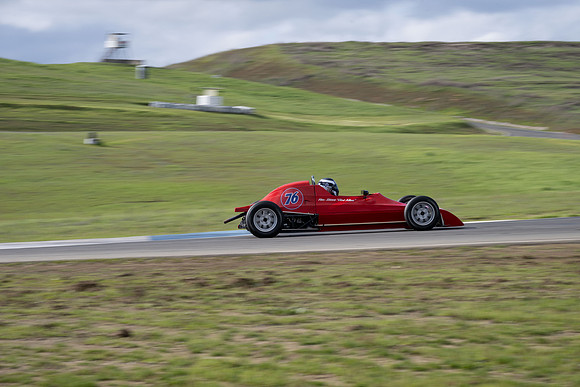 TB9_2570